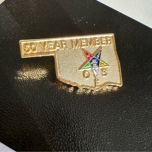 Order of the Eastern Star 50 Year Member Pin – Oklahoma State Shape
